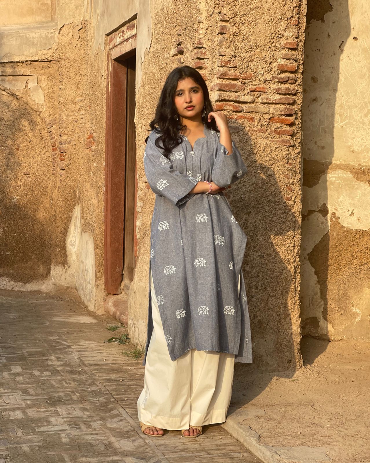 Noor-e-Dharti (2pcs)