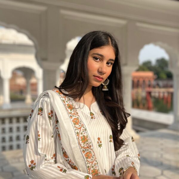 Phoolon ki chaap (3pcs)